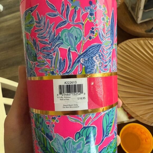 Lilly Pulitzer Tumbler with Straw - Picture 5 of 5